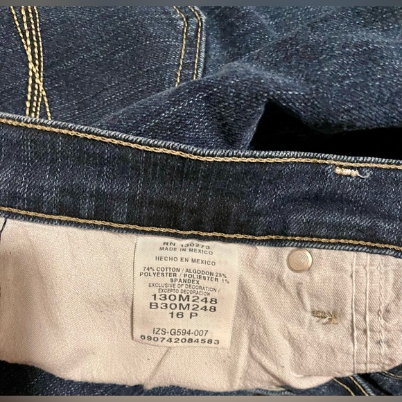 LEE RIDERS 16 P MIDRISE, STRAIGHT LEG, ANKLE (Capri) JEANS-35 Inch Waist - Picture 4 of 6